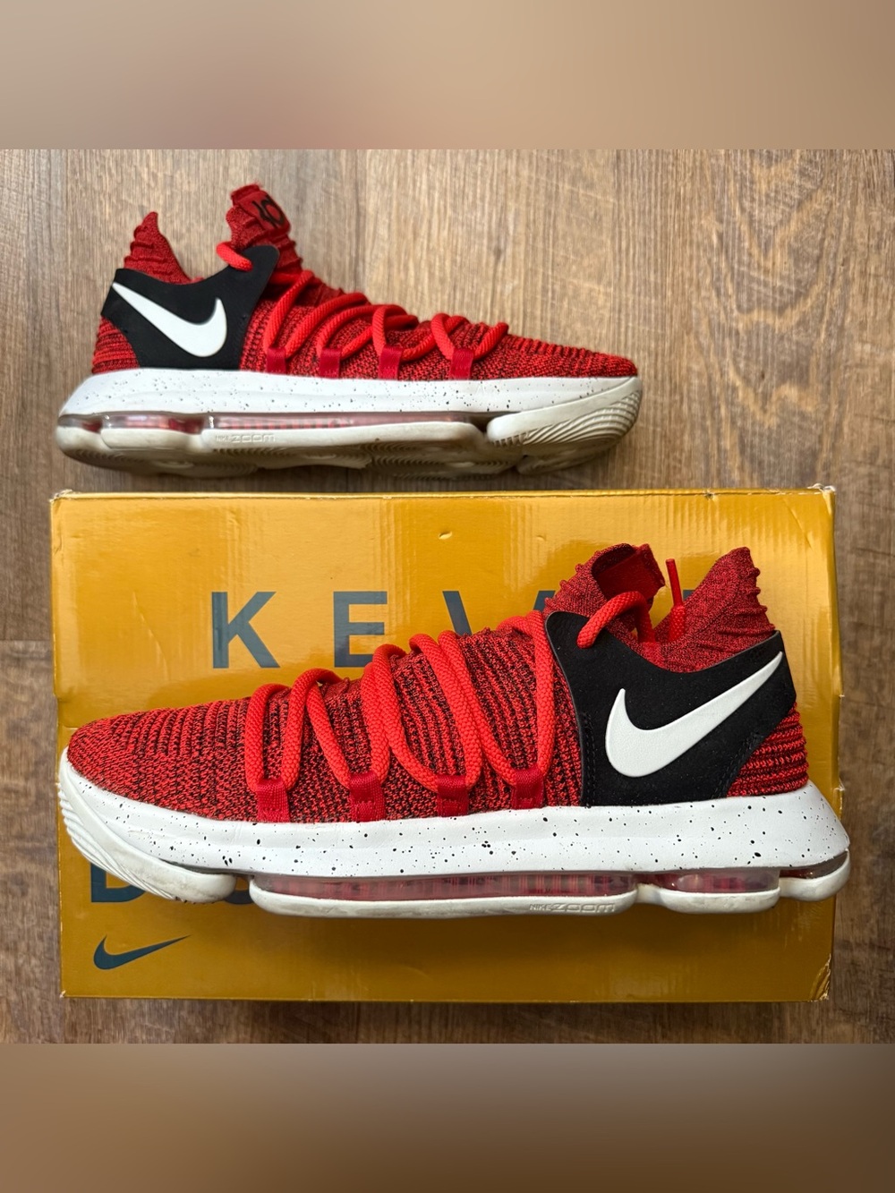 Nike Zoom KD 10 University Red Velvet Durant Men’s Size 10.5 Sneakers Shoes